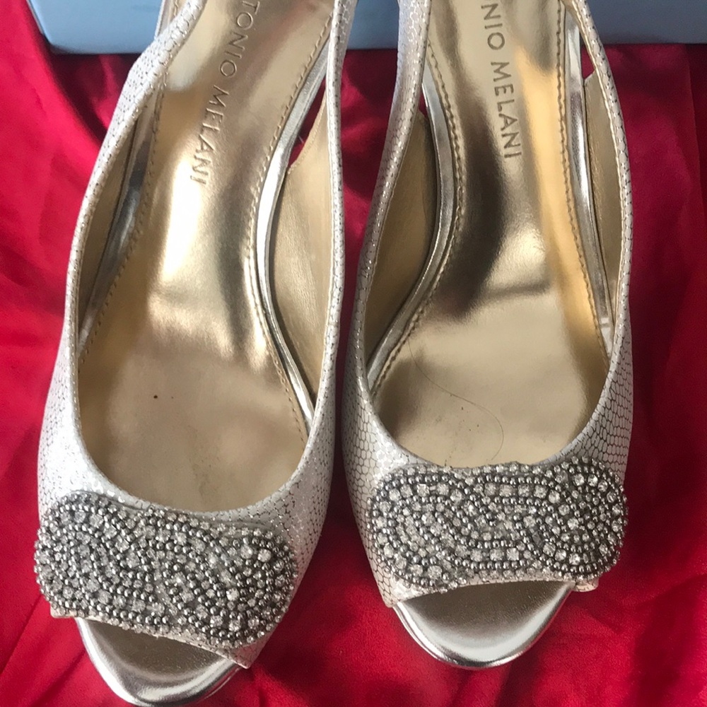 Shoes - Picture 3 of 5